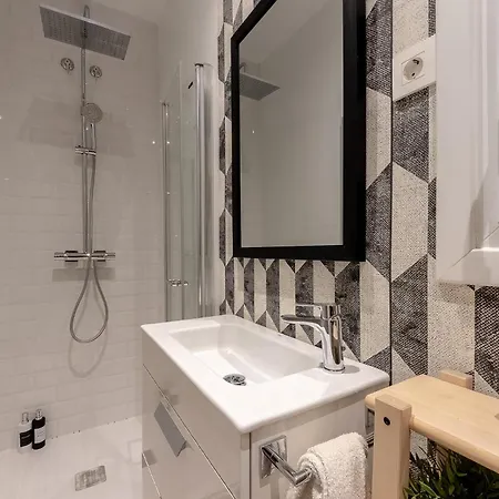 Aston - Amplio Y Centrico Daire *