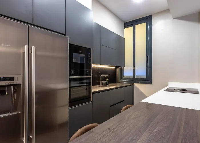 Aston - Amplio Y Centrico Lejlighed *