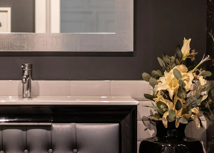 Aston - Amplio Y Centrico Lejlighed