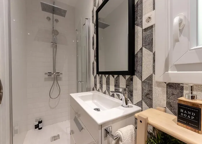 Aston - Amplio Y Centrico Lejlighed *