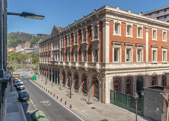 Aston - Amplio Y Centrico Lejlighed