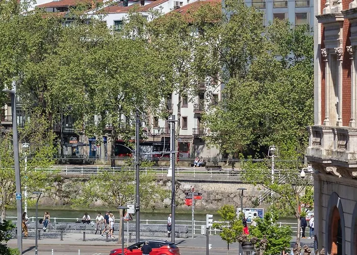 Aston - Amplio Y Centrico Lejlighed *